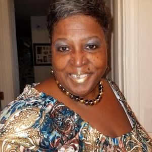 Meet your Posher, Ramona